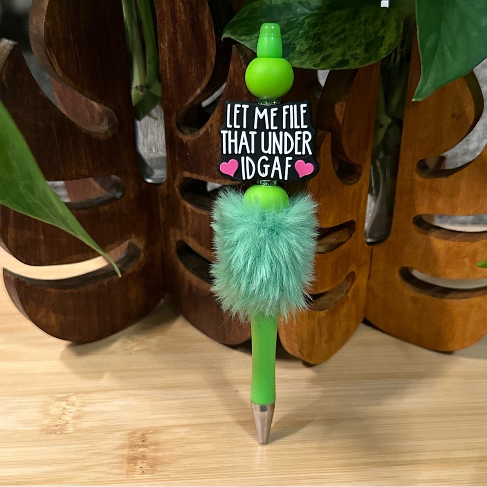Sassy Beaded Pen‎ 💁‍♀️ Handmade with Attitude + Bonus Refill
